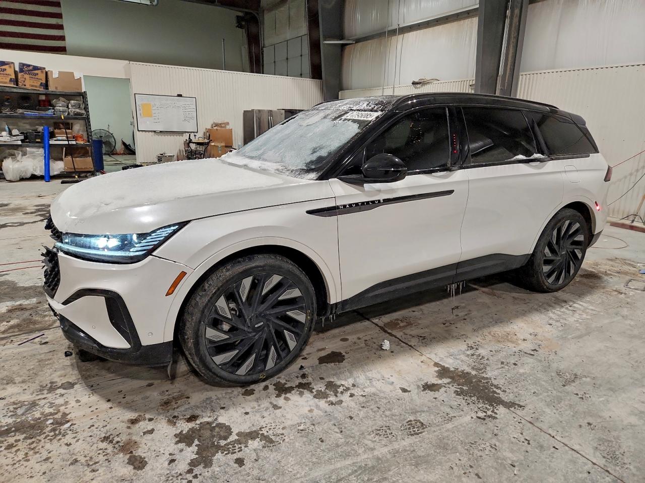 LINCOLN NAUTILUS 2024