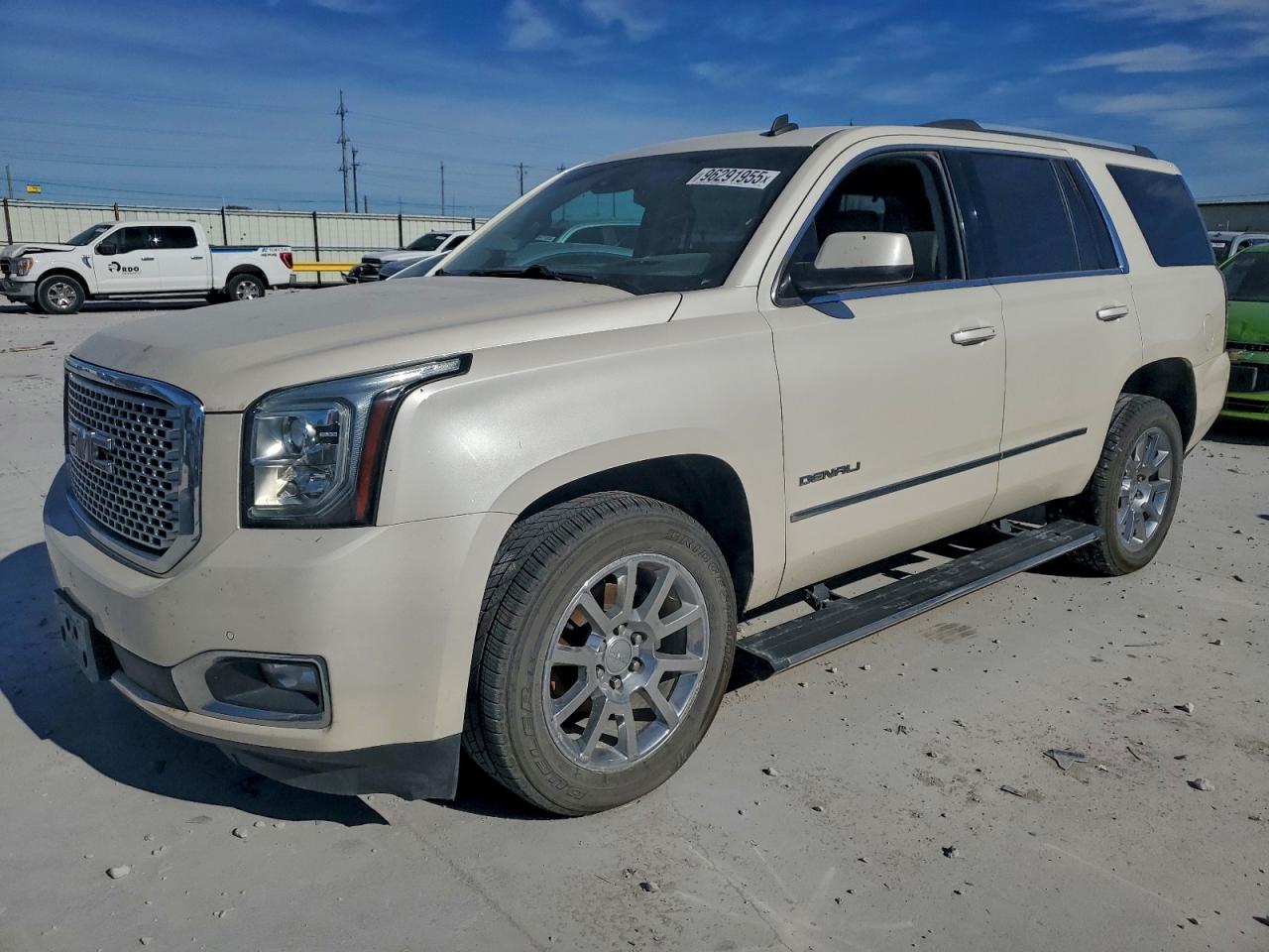 GMC YUKON DENA 2015