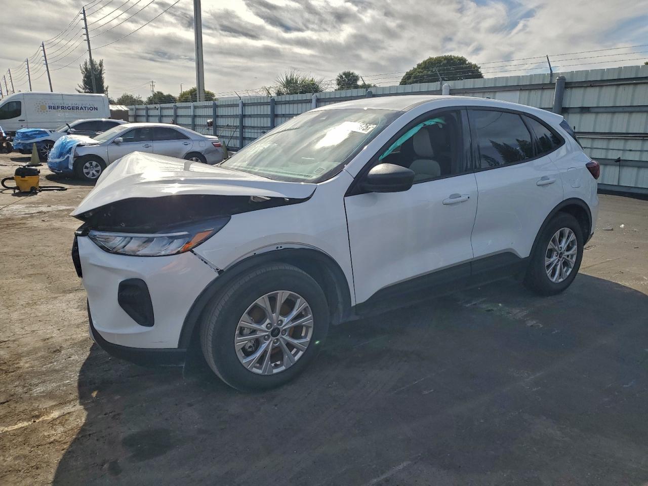 FORD ESCAPE 2025