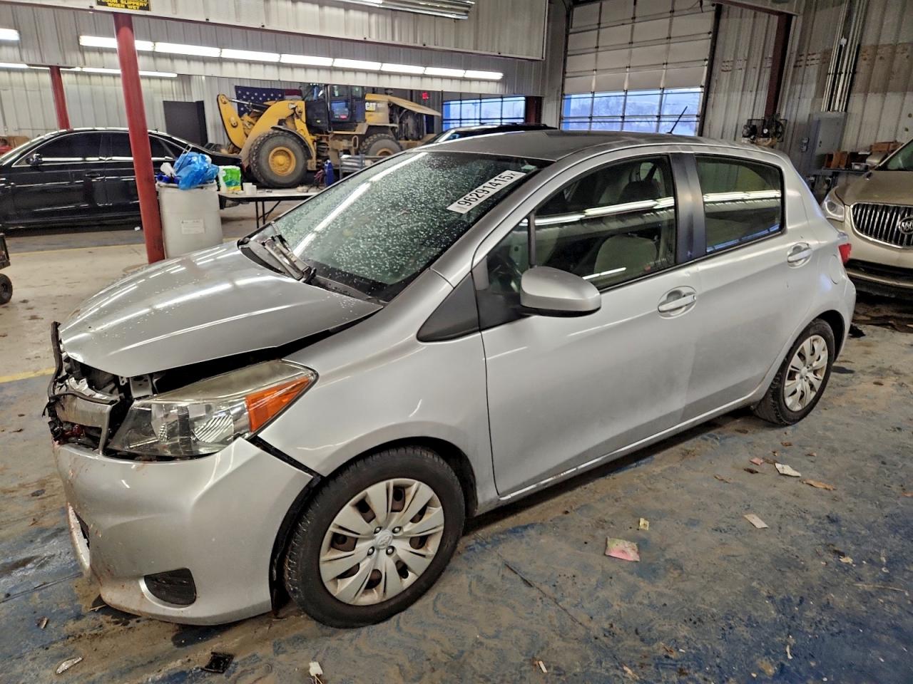 TOYOTA YARIS 2012