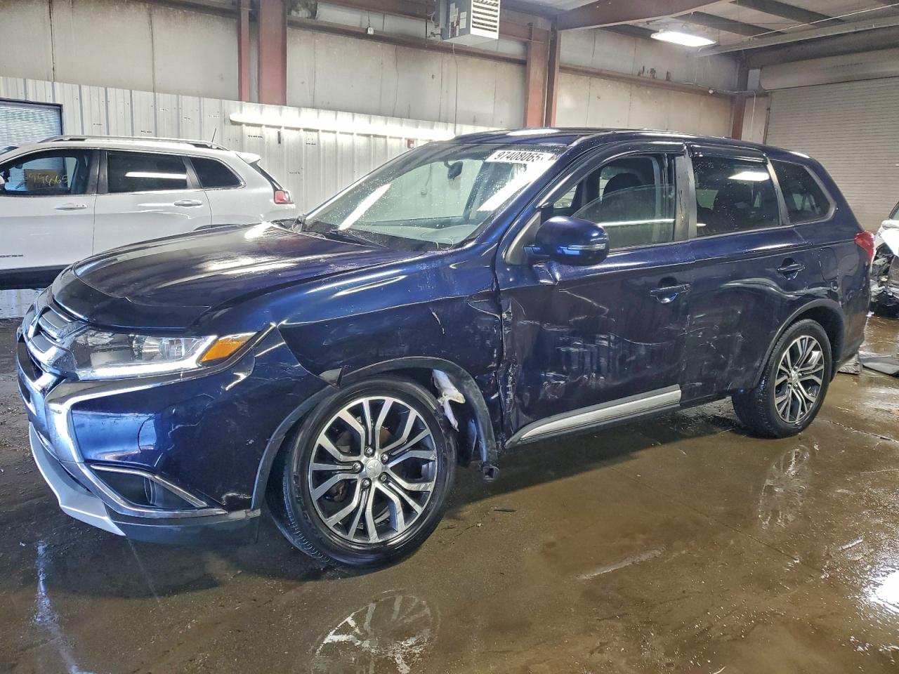 MITSUBISHI OUTLANDER 2018