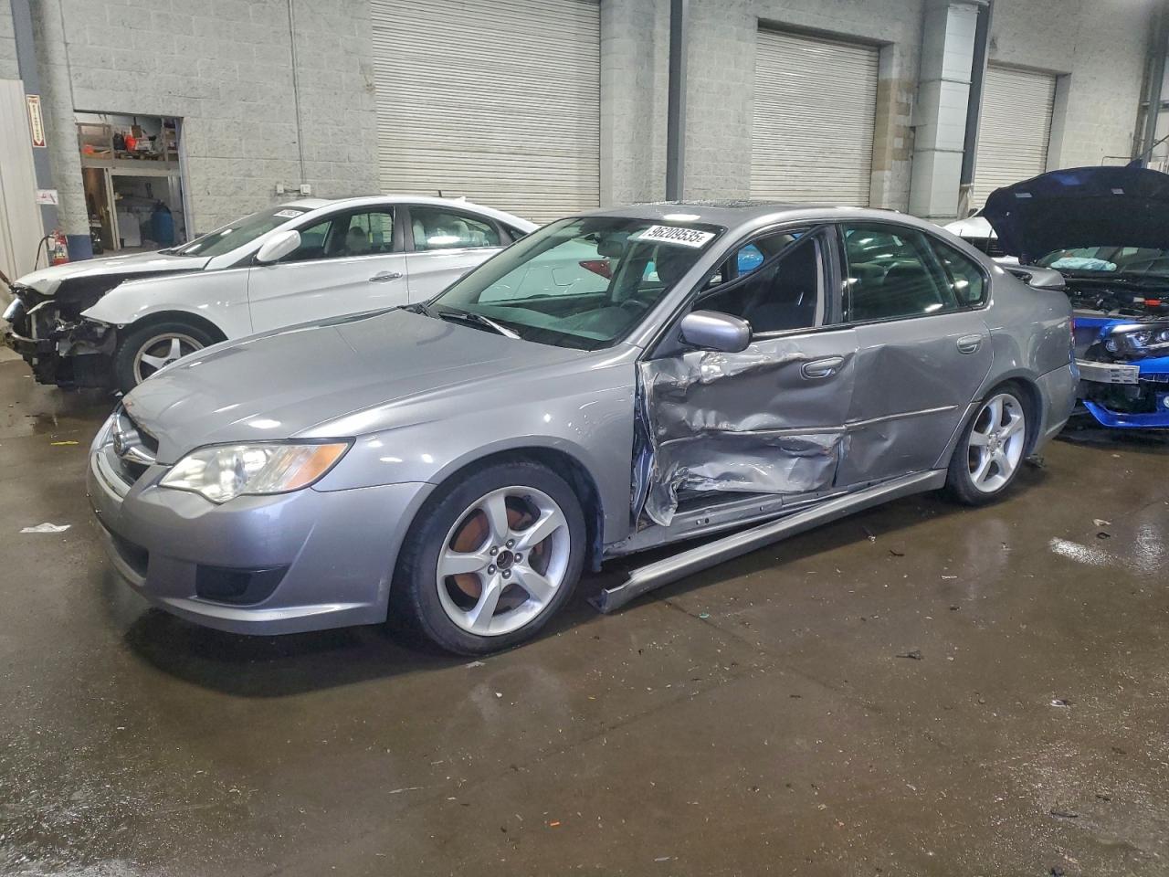 SUBARU LEGACY 2.5 2009