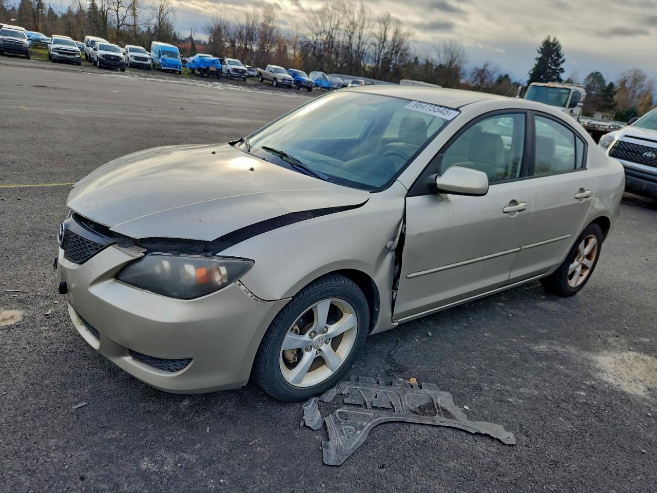 MAZDA 3 2004