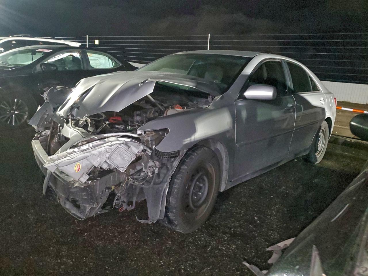 TOYOTA CAMRY BASE 2010