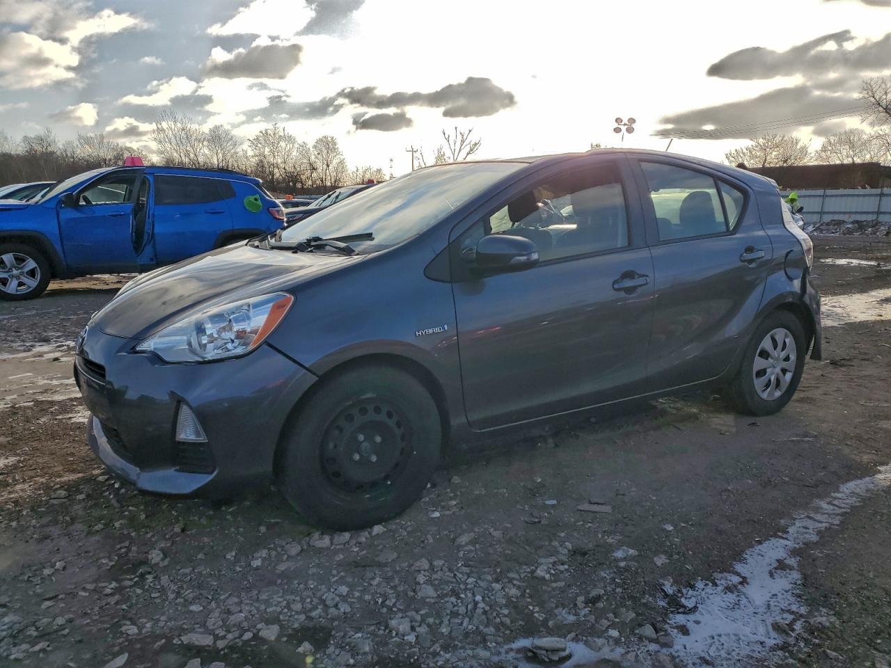TOYOTA PRIUS C 2014