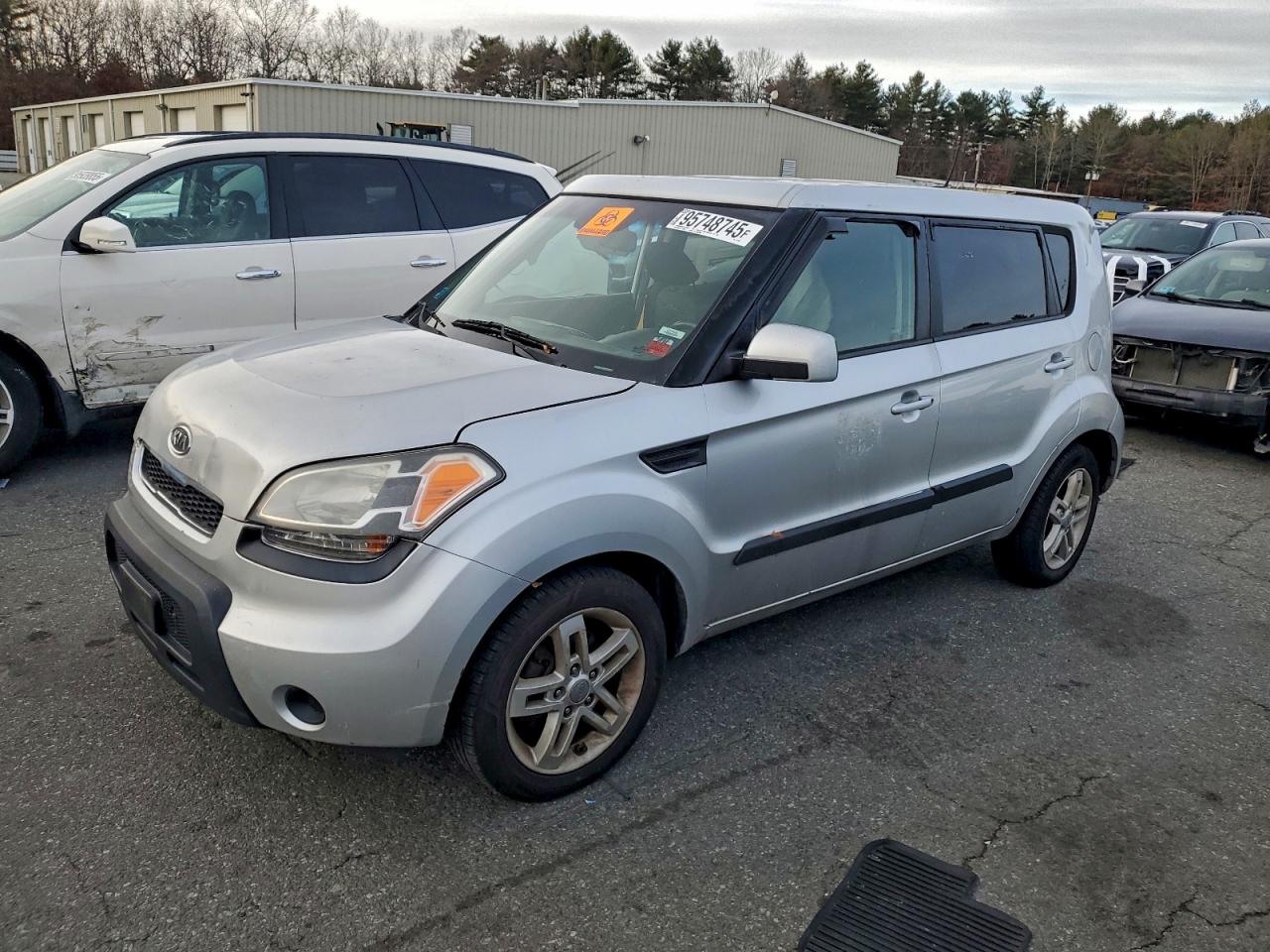 KIA SOUL + 2011