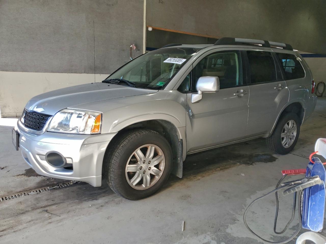 MITSUBISHI ENDEAVOR L 2010