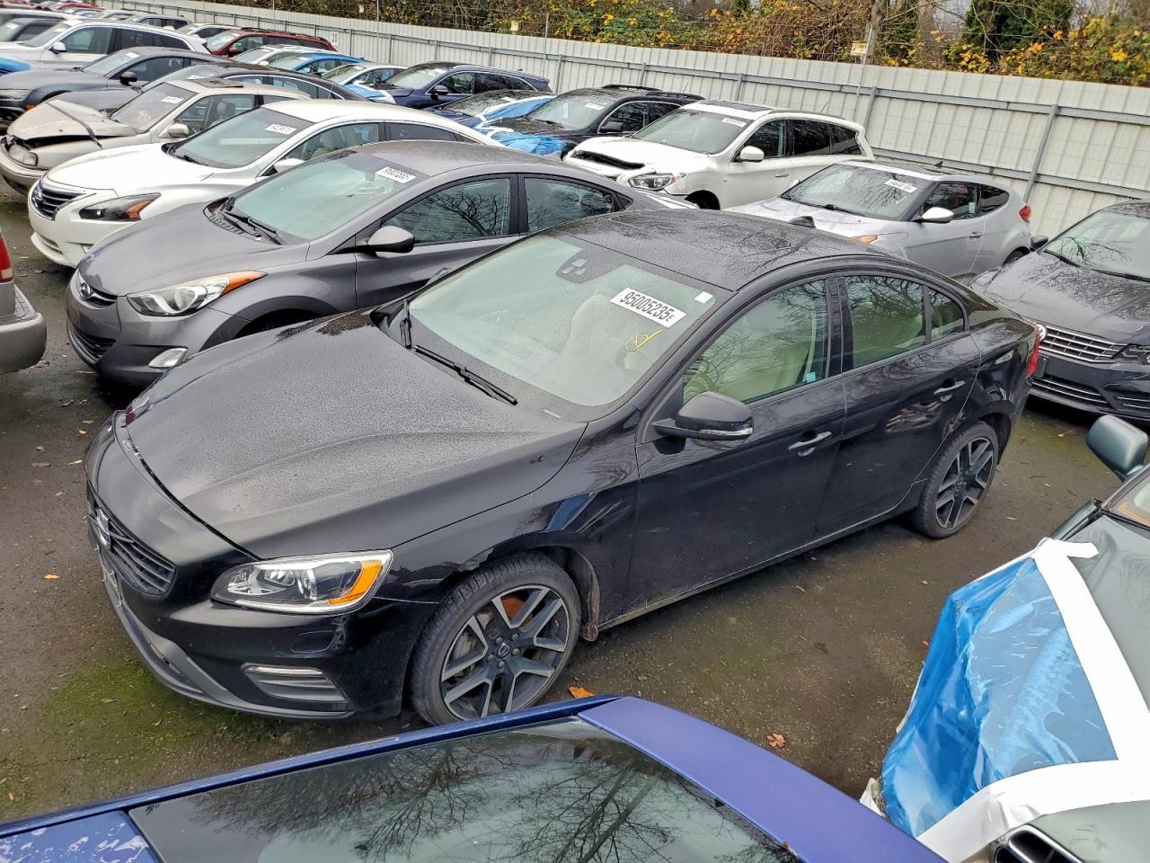 VOLVO S60 2017