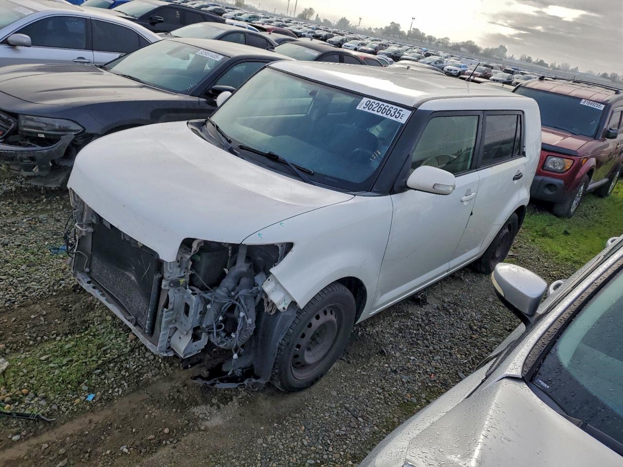 TOYOTA SCION XB 2014