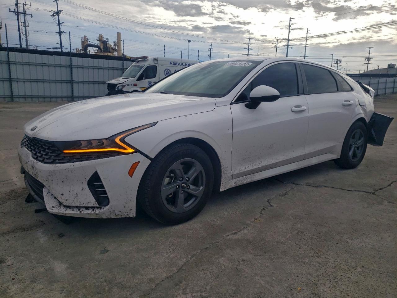 KIA K5 LX 2021