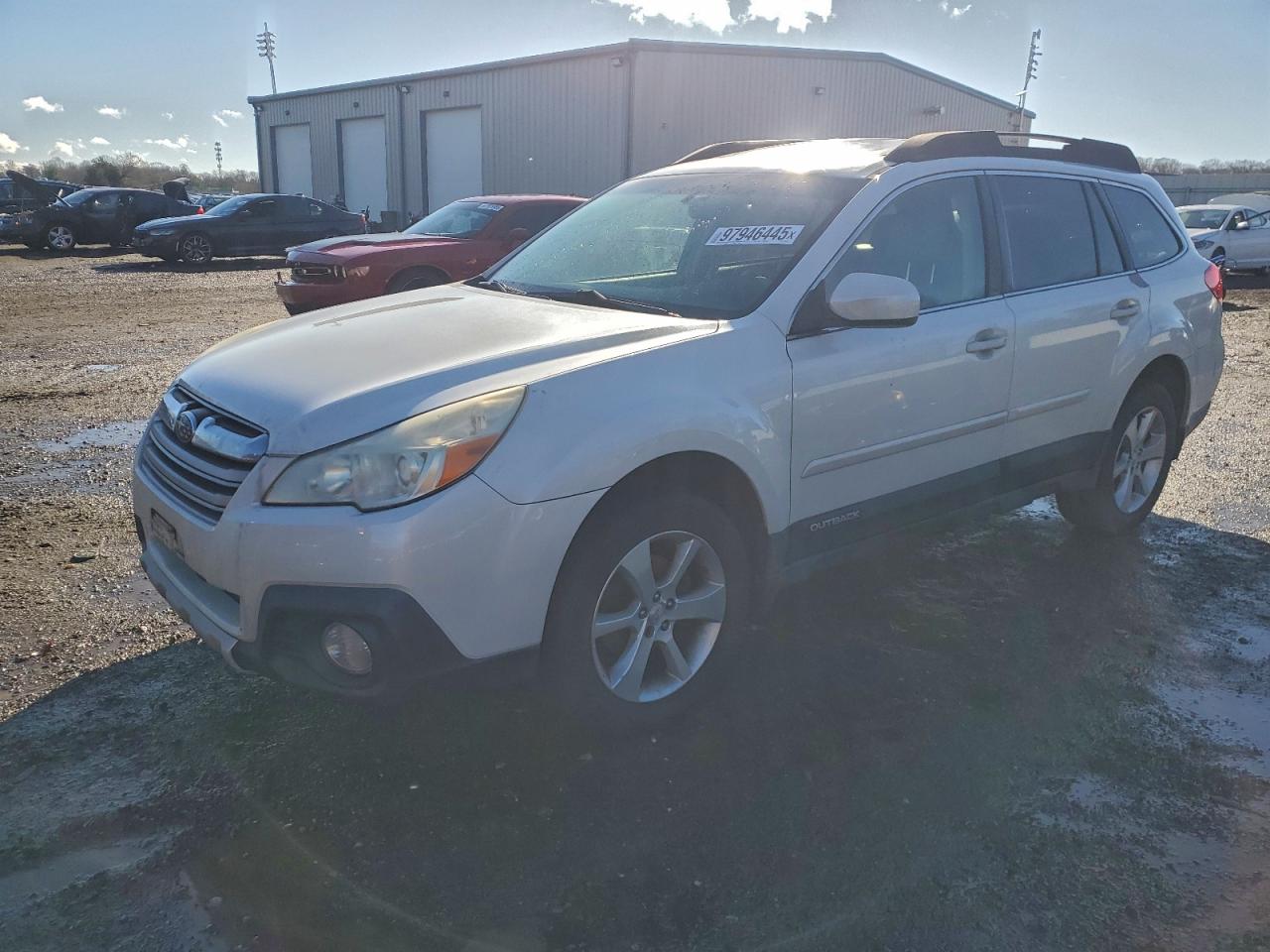 SUBARU OUTBACK 2013
