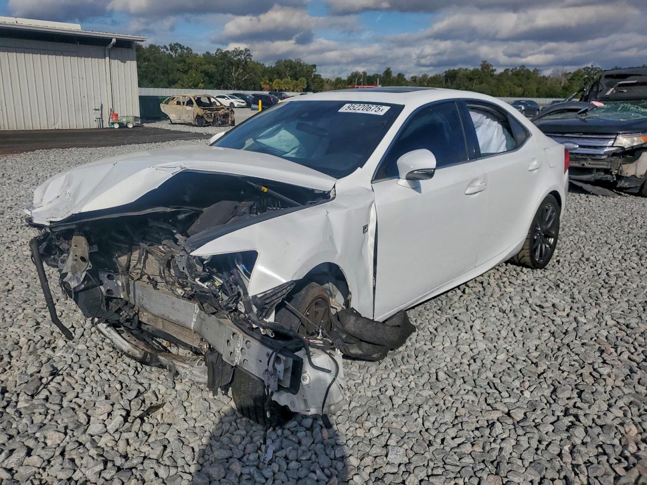 LEXUS IS 2017