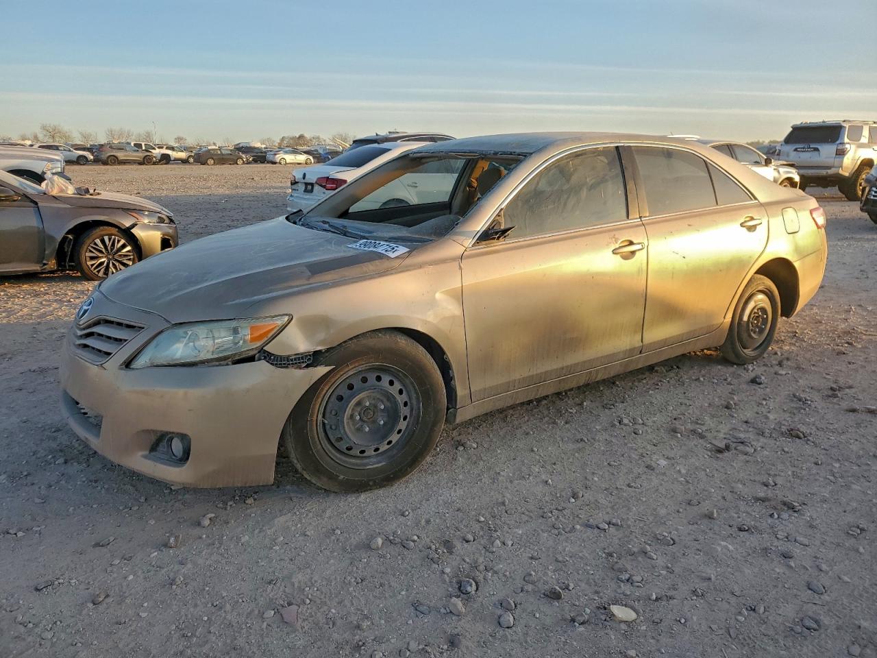 TOYOTA CAMRY BASE 2010