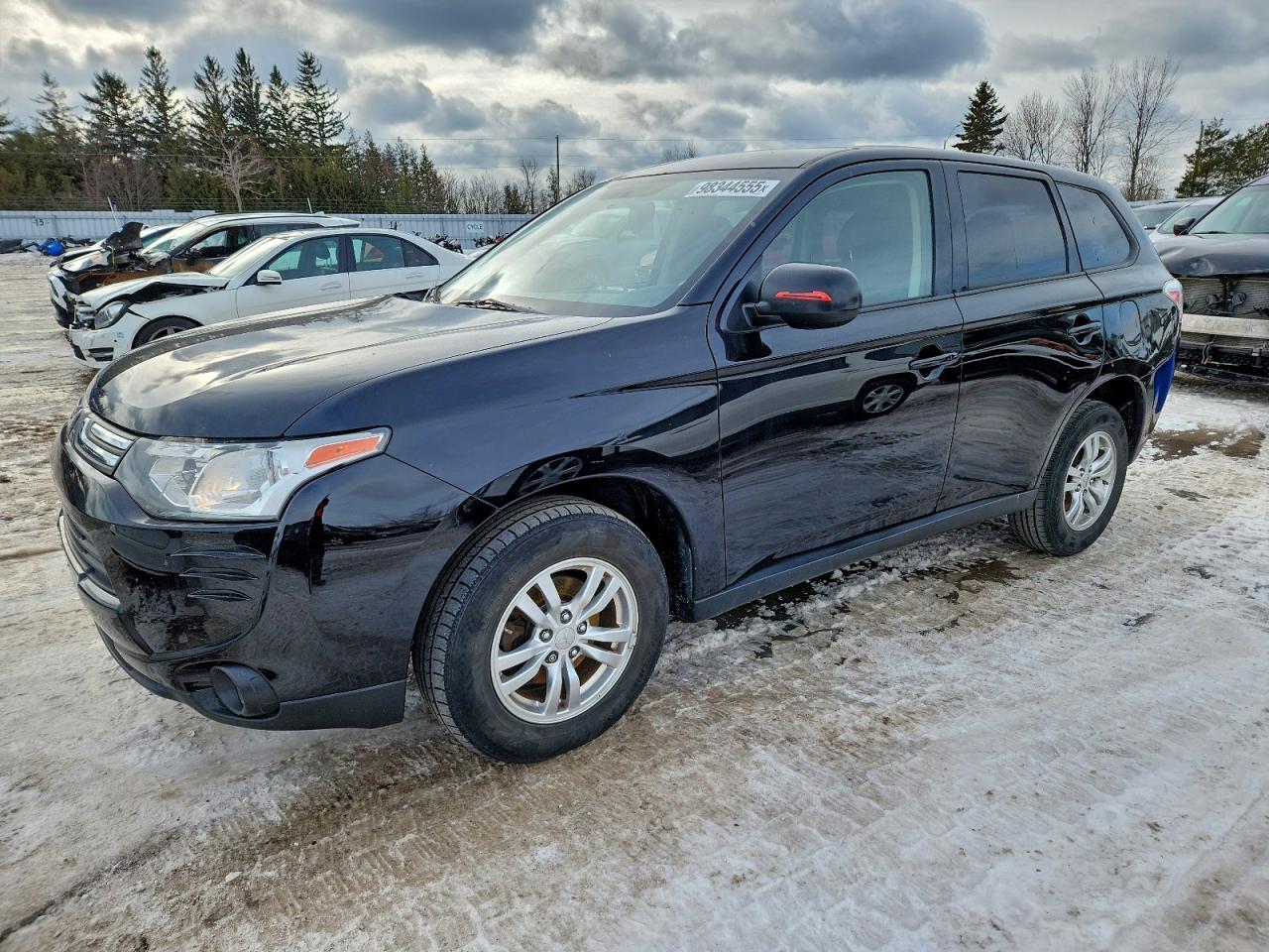 MITSUBISHI OUTLANDER 2014