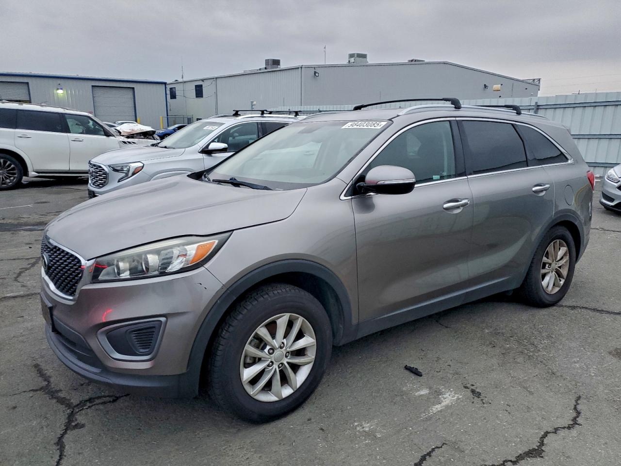 KIA SORENTO LX 2016