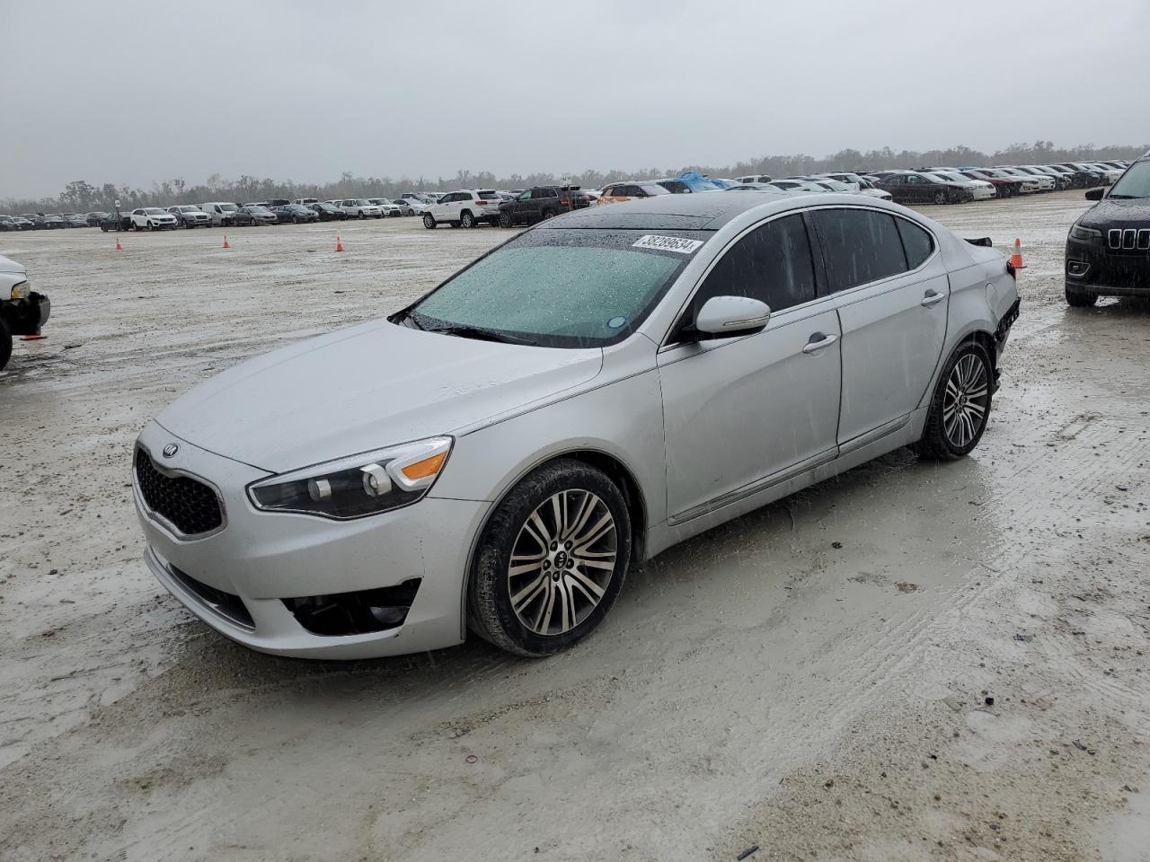 Kia Cadenza 2016