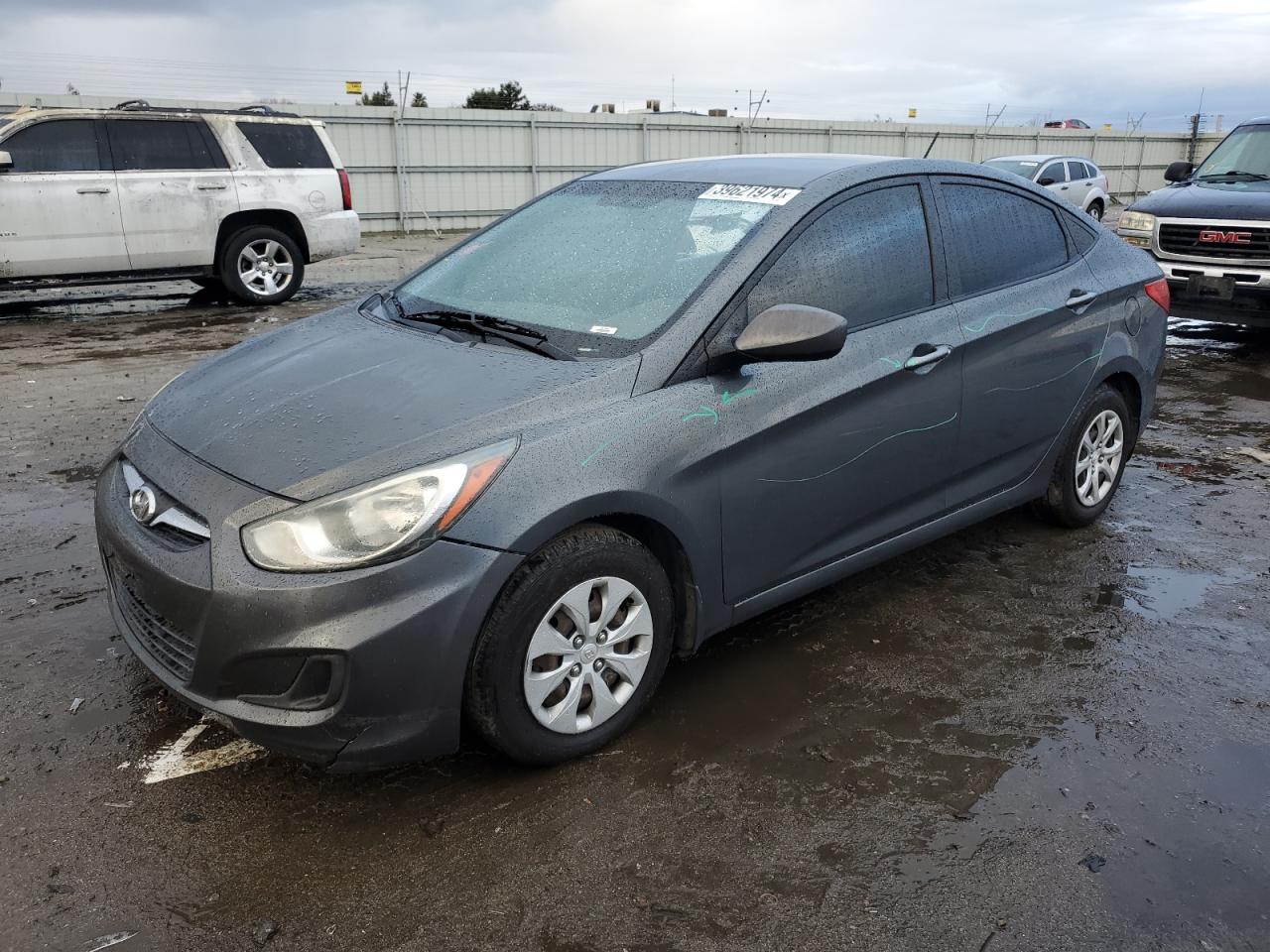 Hyundai Accent 2013