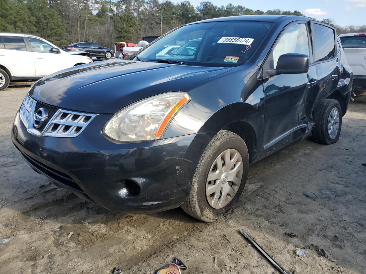 Nissan Rogue sport 2013