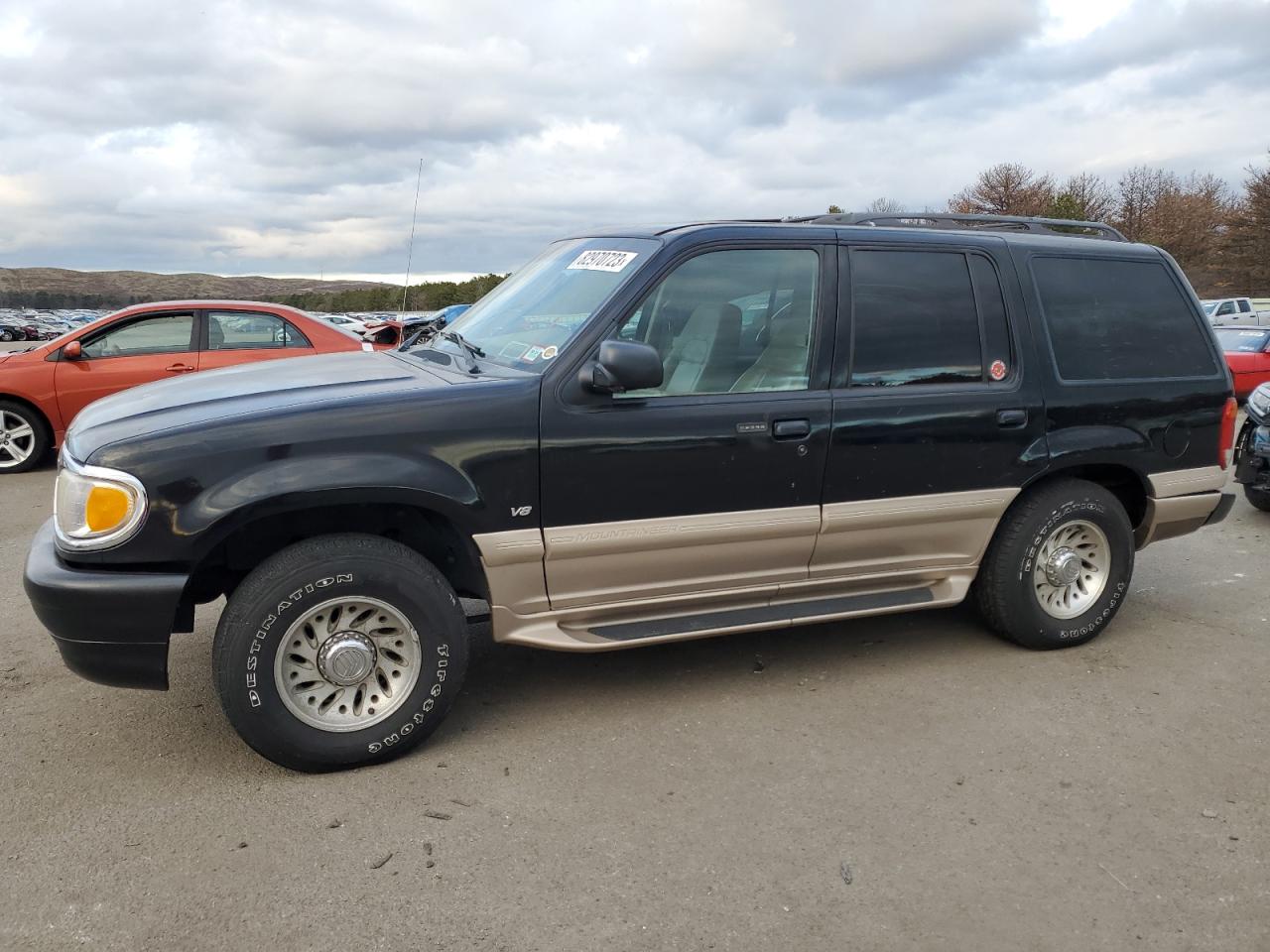 Mercury Mountaineer 2000