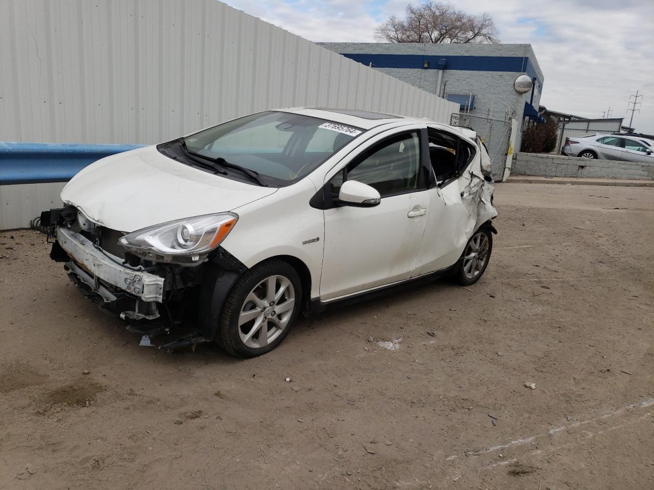 TOYOTA PRIUS C 2017
