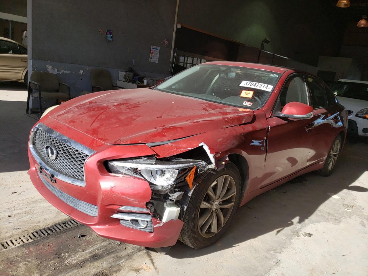 Infiniti Q50 2014