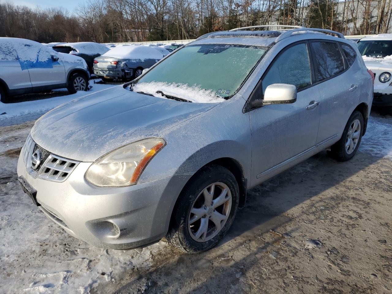 Nissan Rogue sport 2011