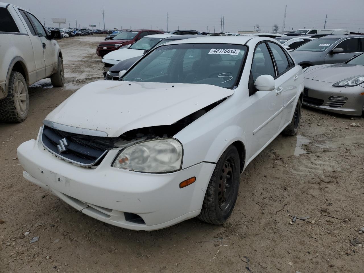 Suzuki Forenza ba 2007