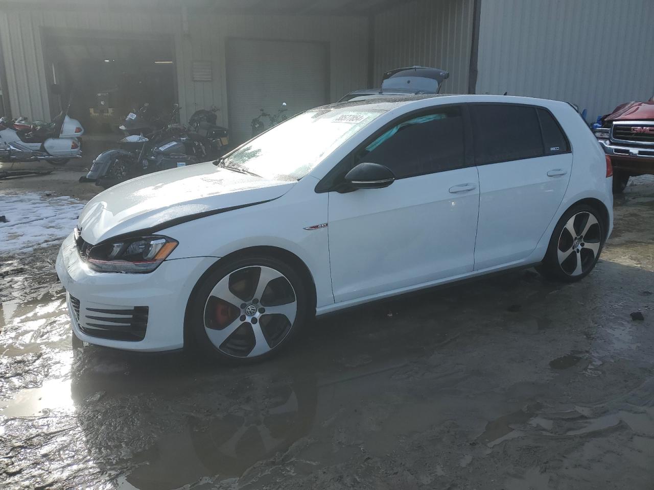VOLKSWAGEN GTI 2015