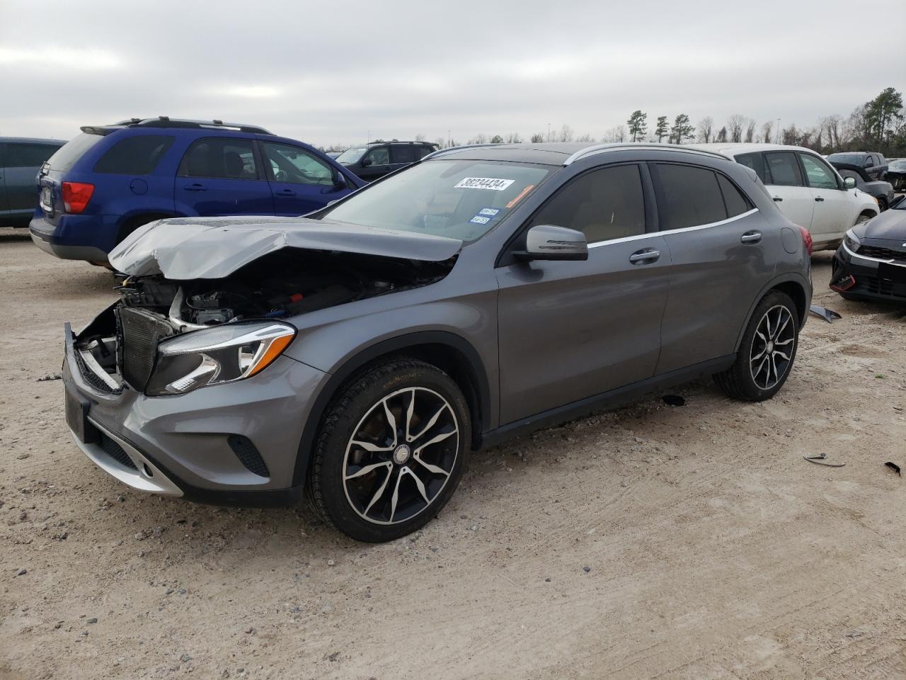 Mercedes-benz Gla-class 2016