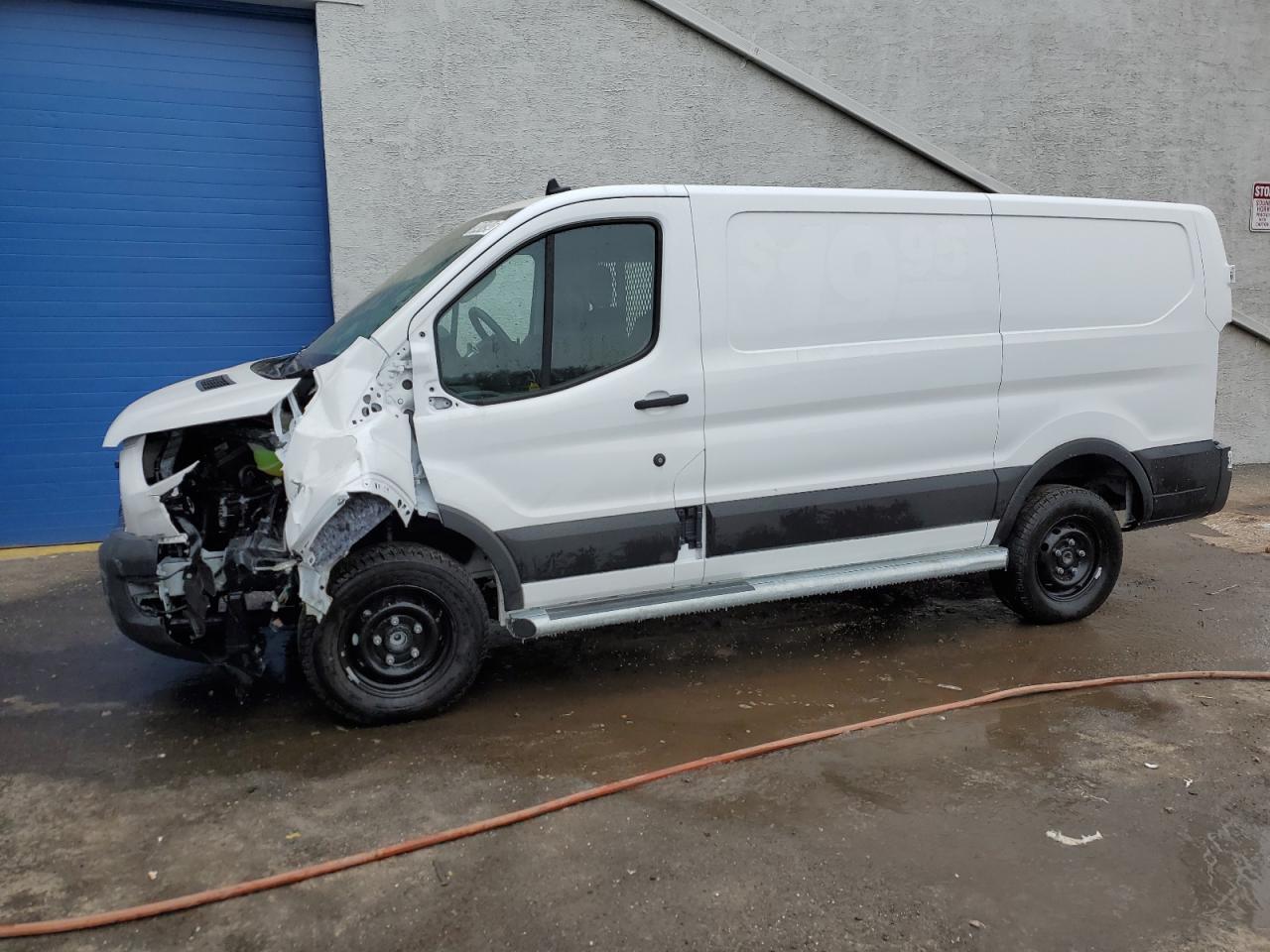Ford Transit 2023