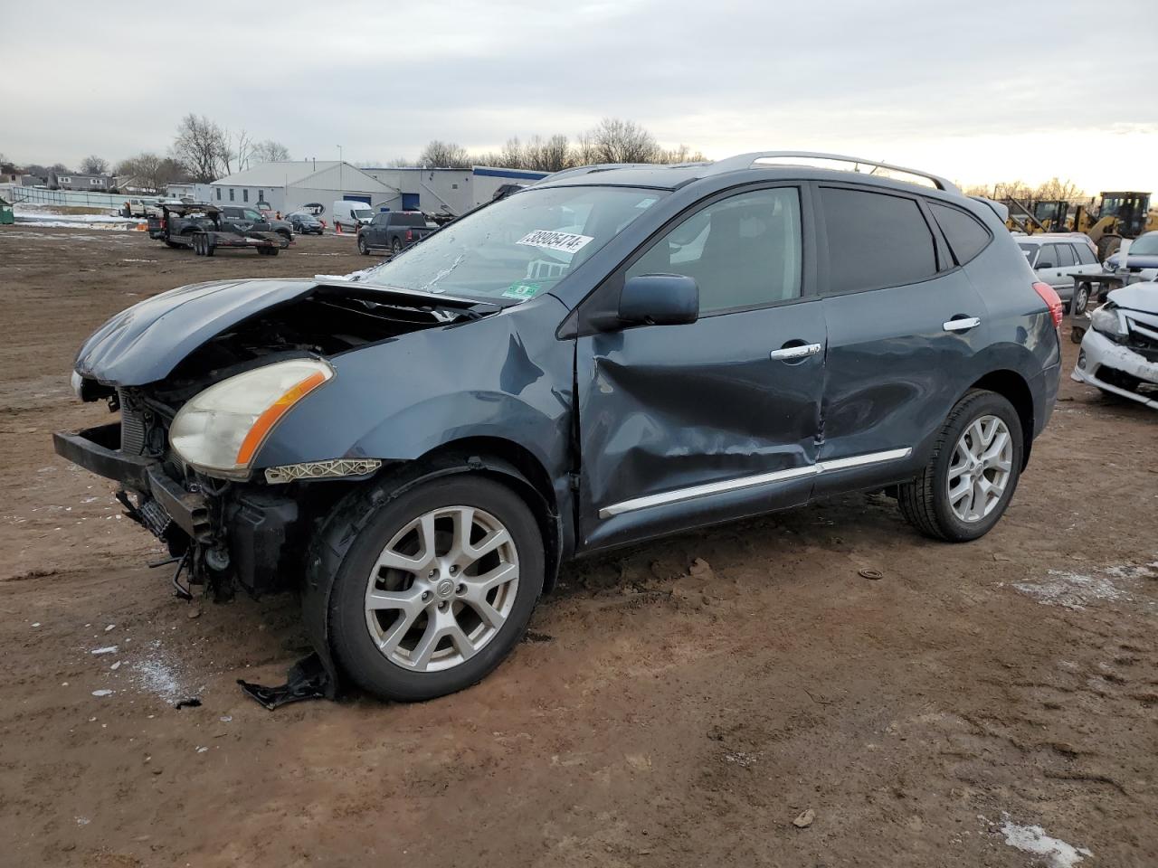Nissan Rogue sport 2012