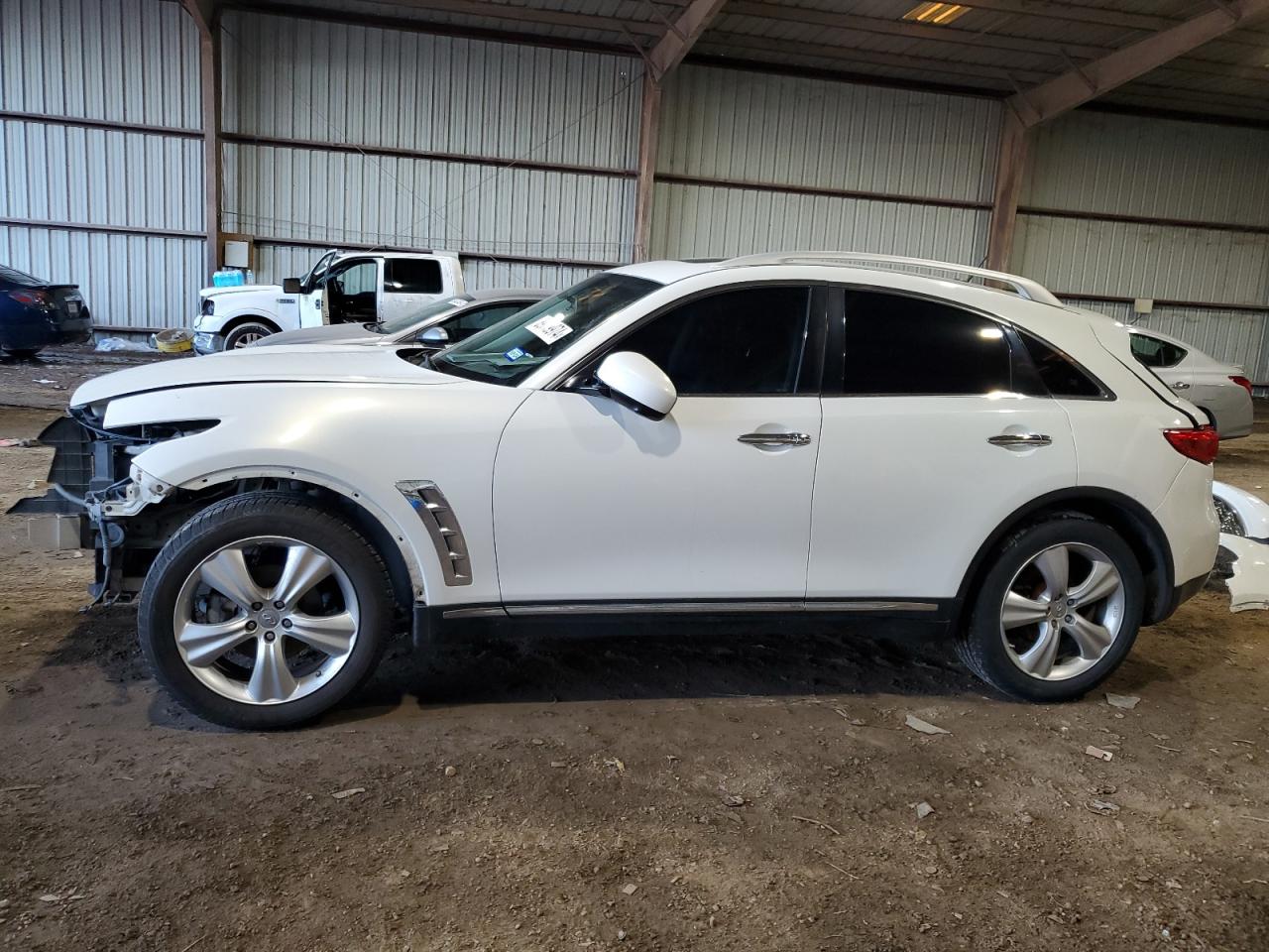 INFINITI FX35 2011