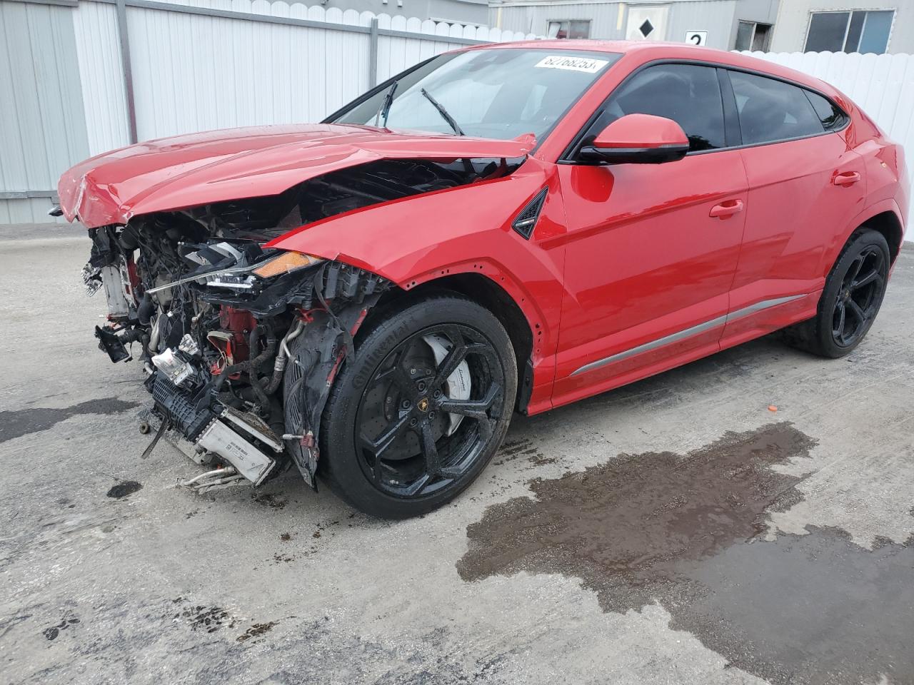 Lamborghini Urus 2021