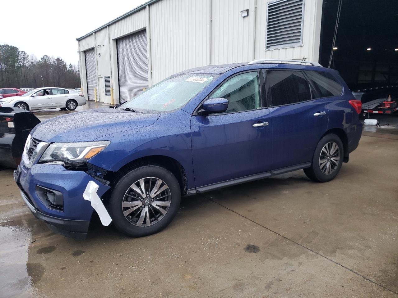 Nissan Pathfinder 2017