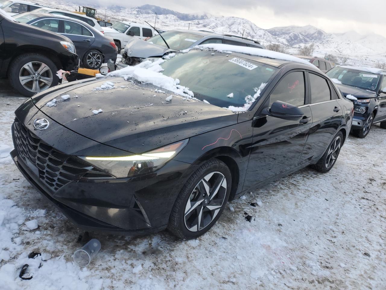 Hyundai Elantra 2022