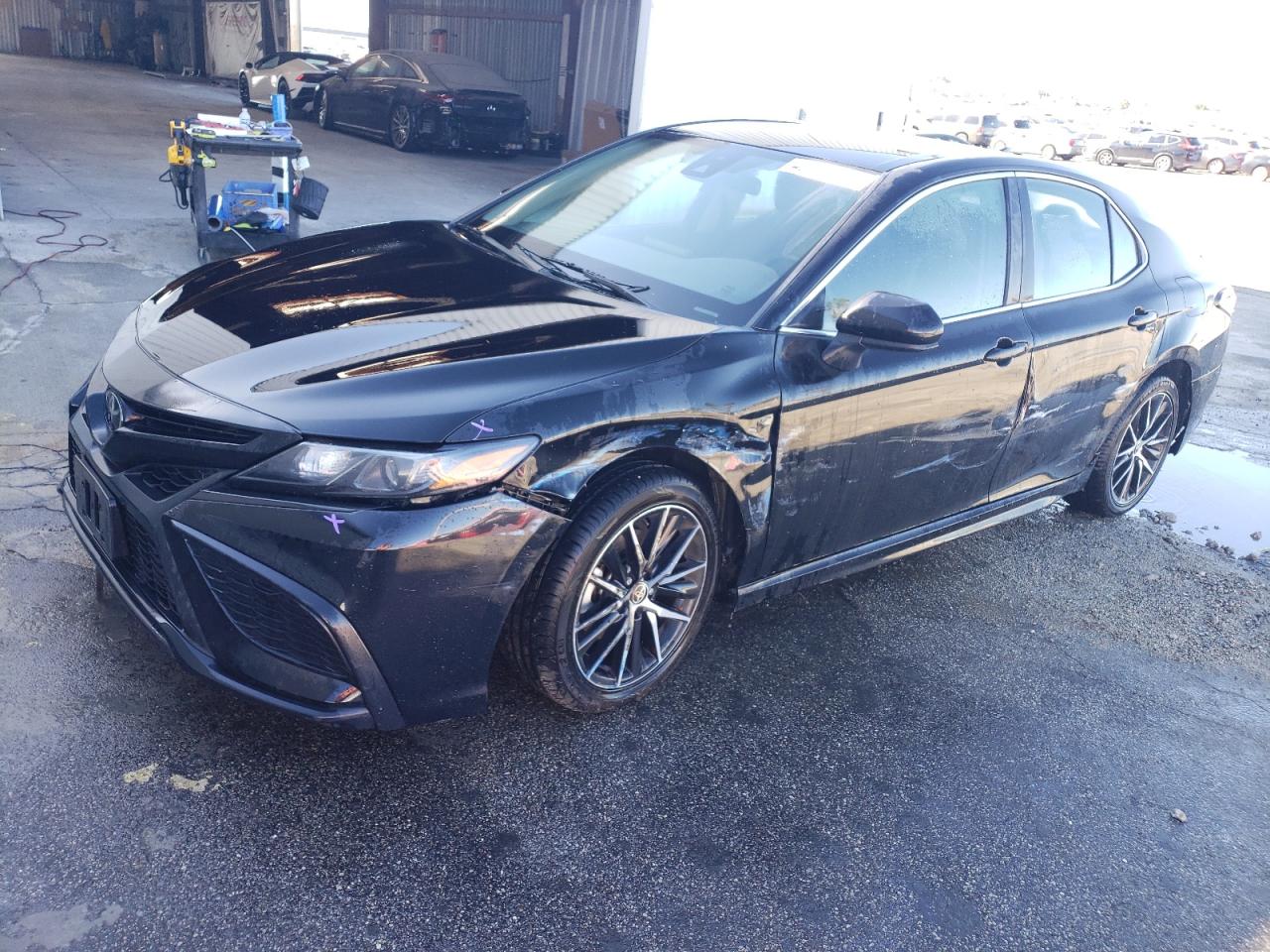 Toyota Camry 2021