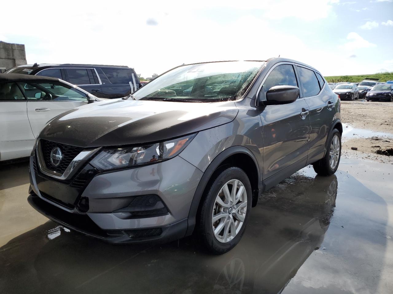 Nissan Rogue sport 2021