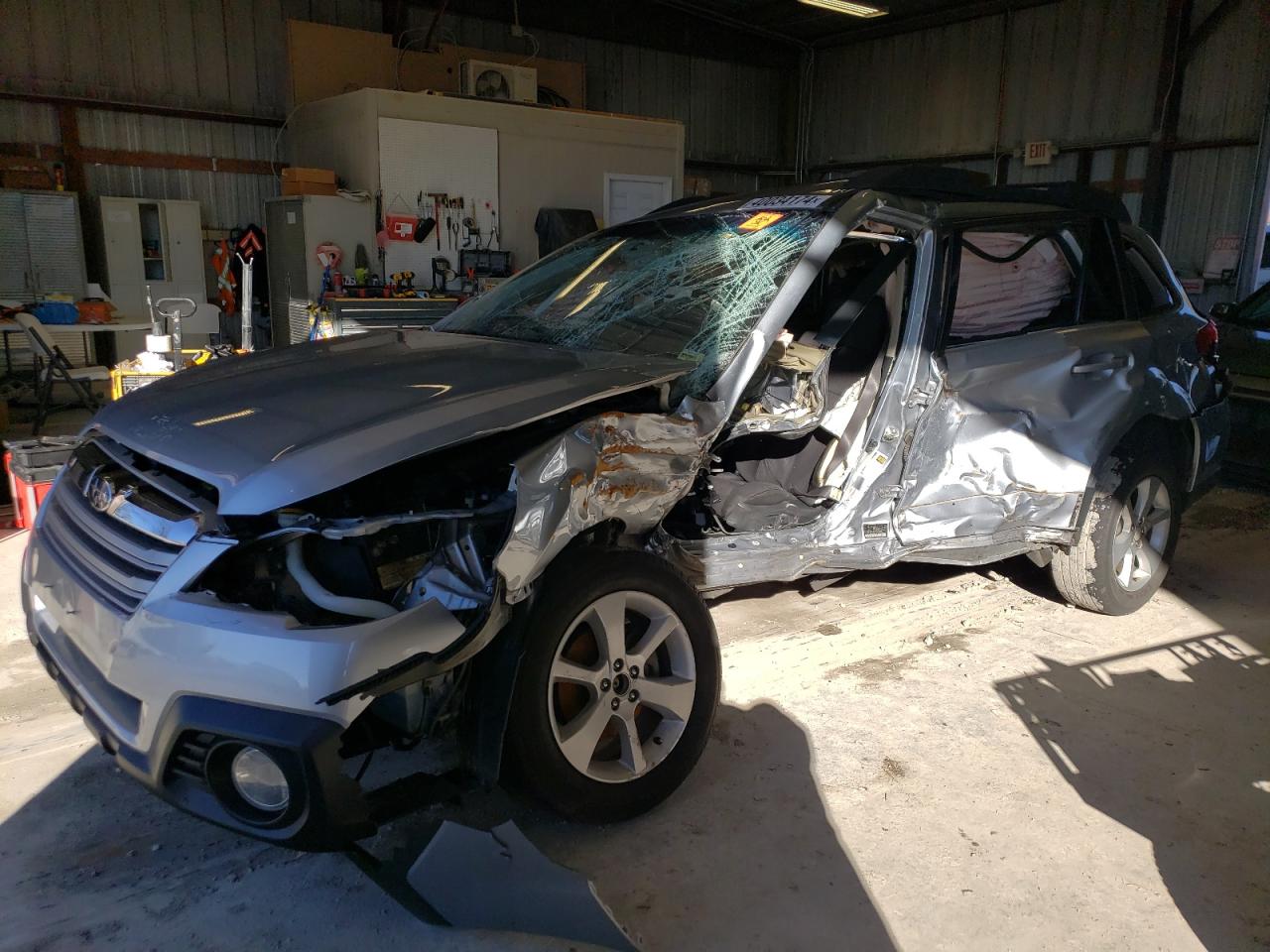 Subaru Outback 2013