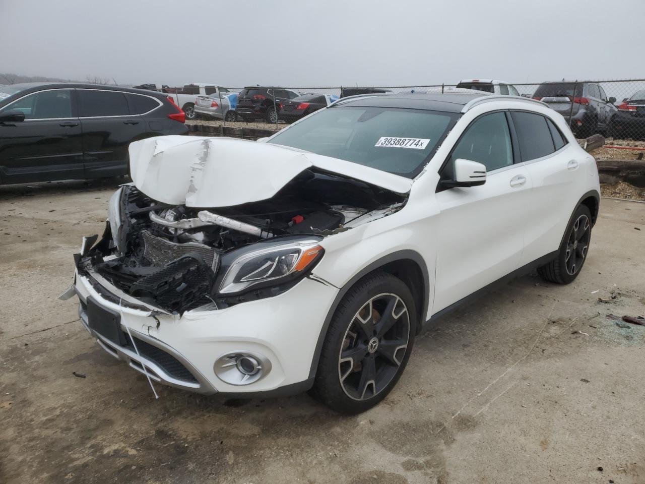Mercedes-benz Gla-class 2019