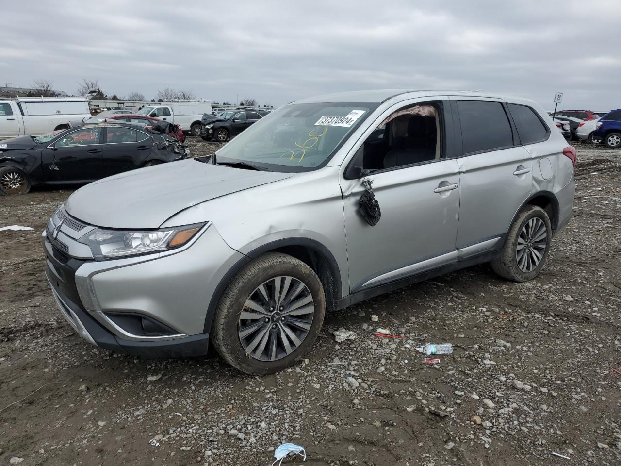 Mitsubishi Outlander 2020