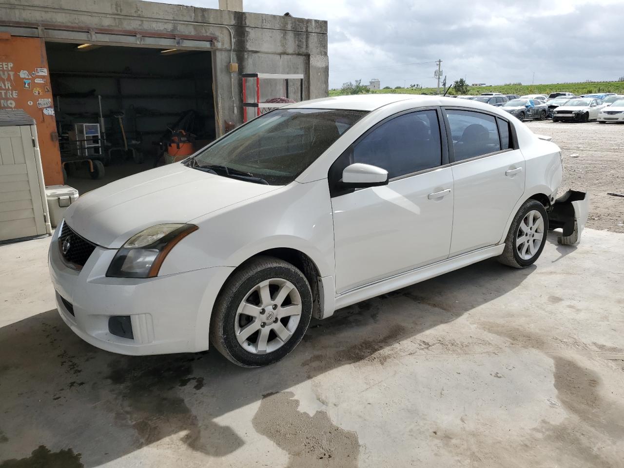 Nissan Sentra 2012