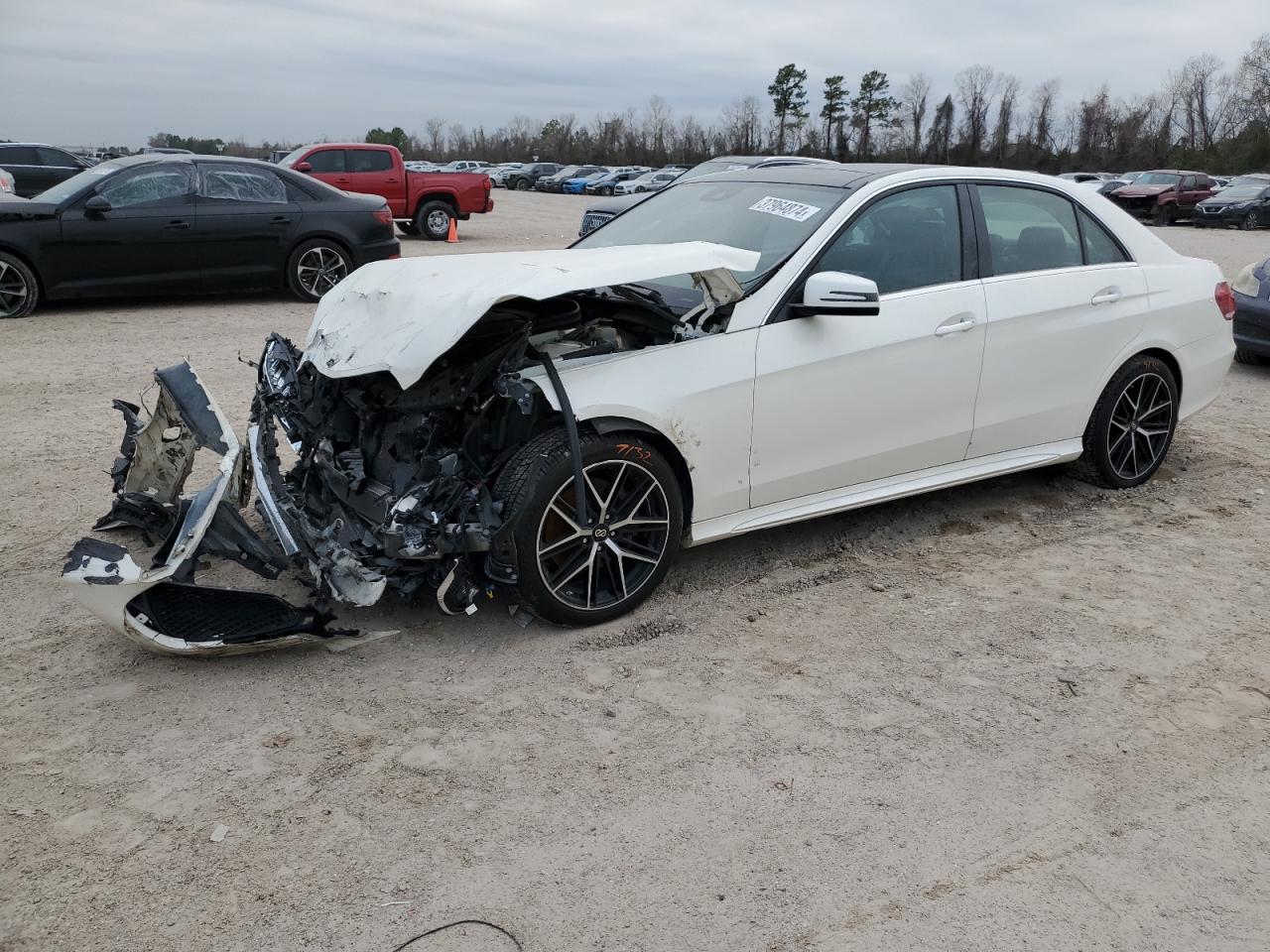 Mercedes-benz E-class 2014