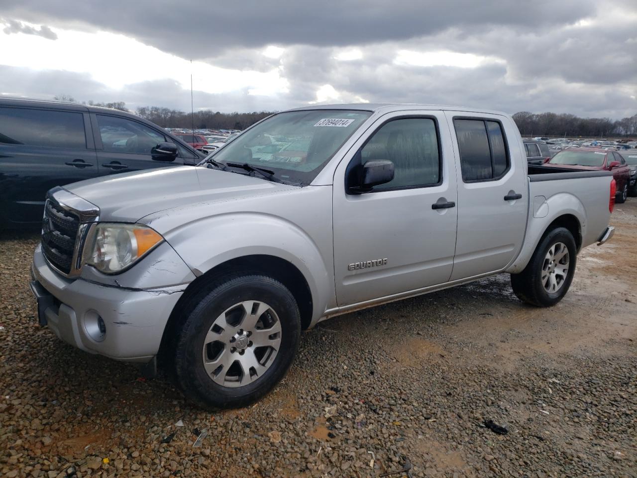 Suzuki Equator 2012