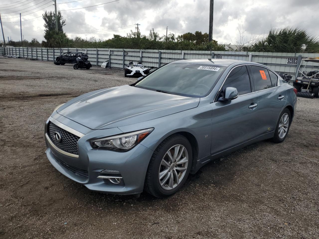 Infiniti Q50 2014