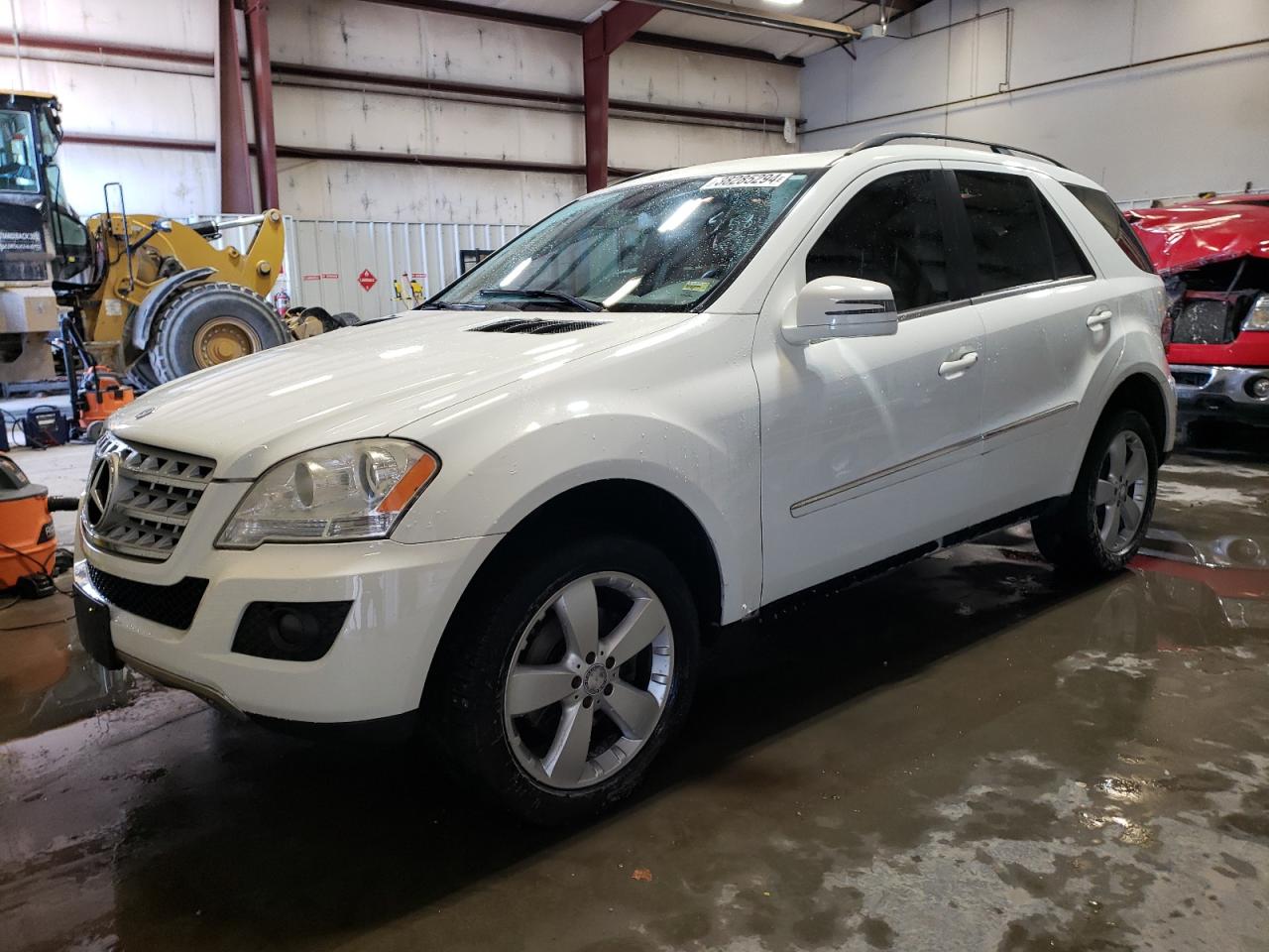 MERCEDES-BENZ M-CLASS 2011