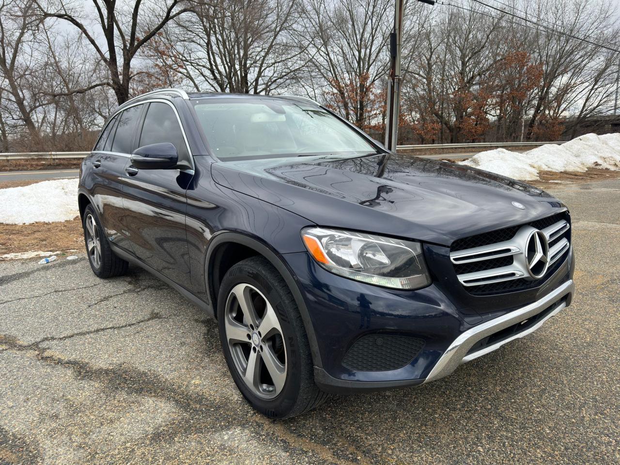 Mercedes-benz Glc-class 2017