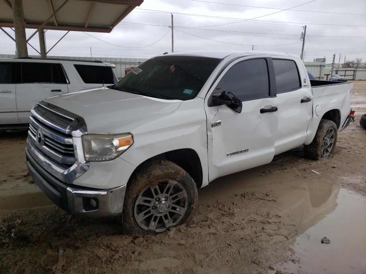 Toyota Tundra 2016