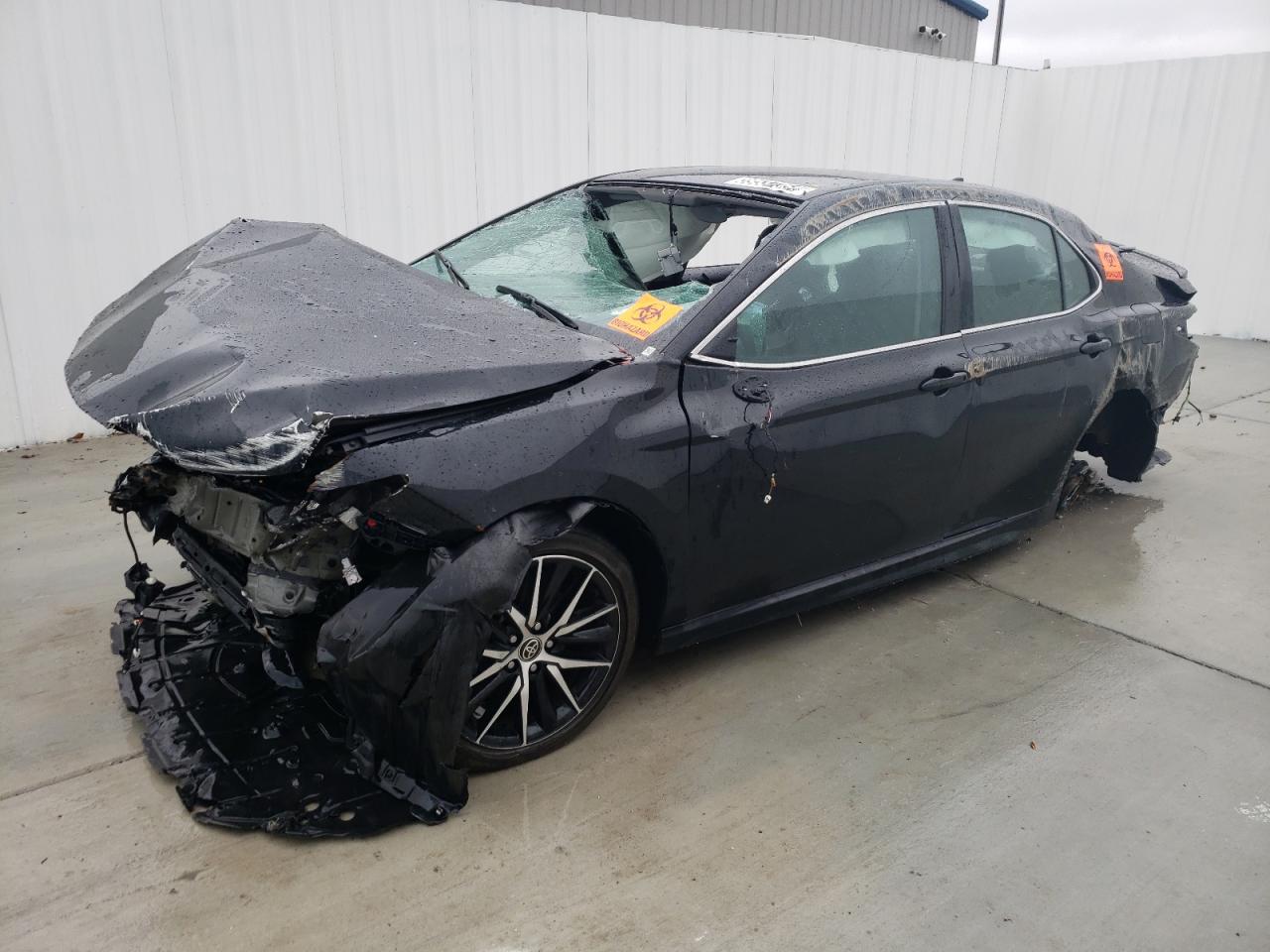 Toyota Camry 2023