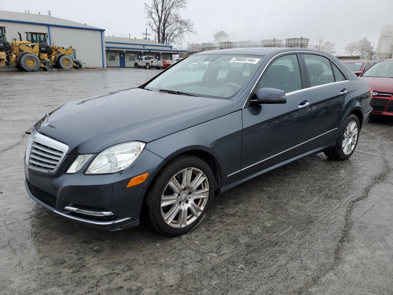 Mercedes-benz E-class 2013