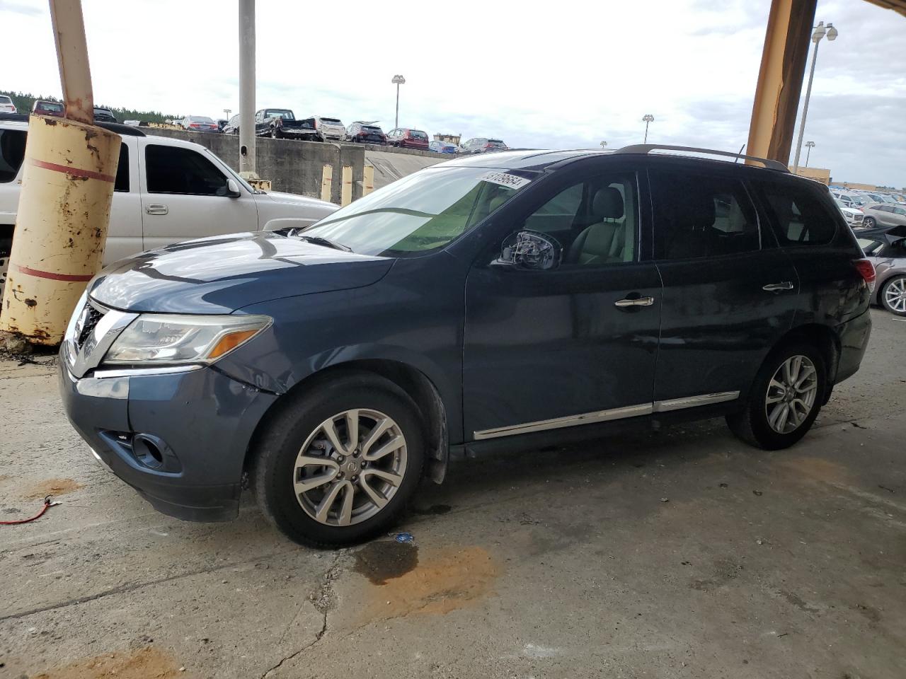 Nissan Pathfinder 2015